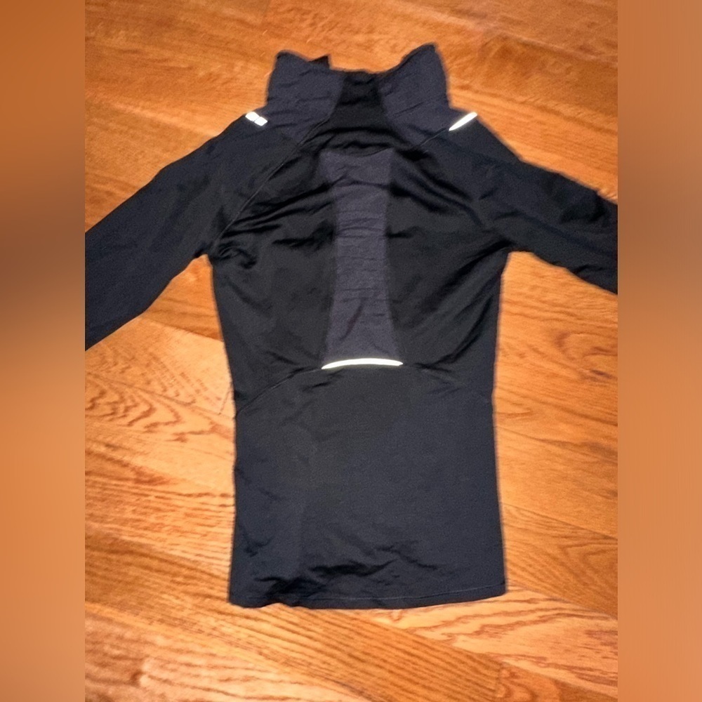 Lululemon pullover - Picture 4 of 7